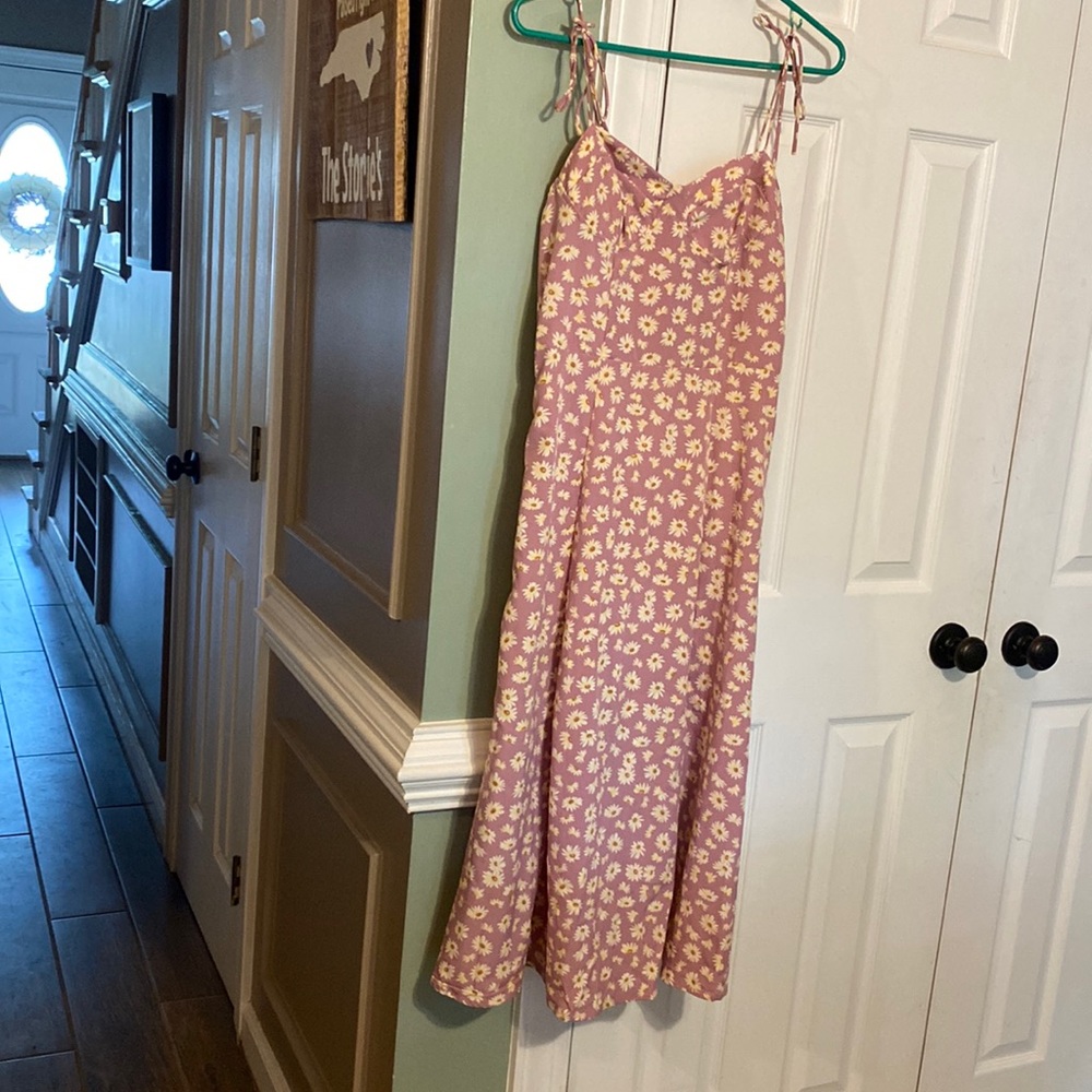 Daisy Print Maxi Dress